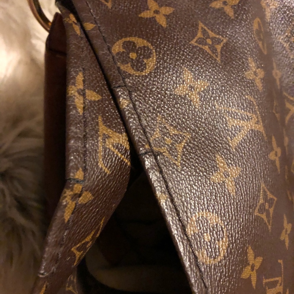 Louis Vuitton Monogram Canvas Slouch Hobo in Brown and Tan - Picture 7 of 7